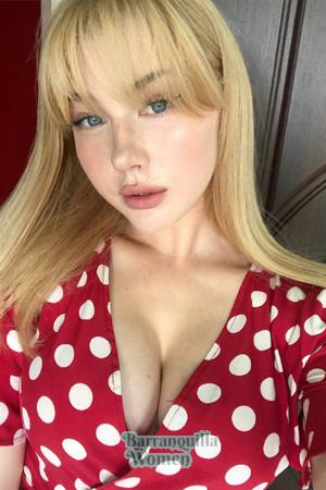 196520 - Anastasia Age: 23 - Ukraine