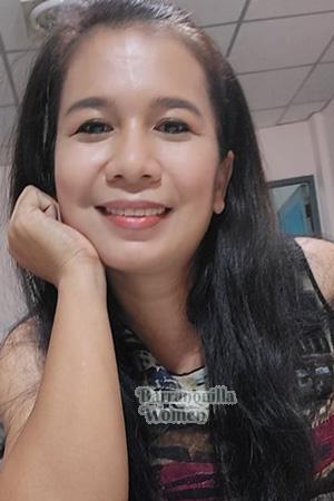 203403 - Thararat Age: 45 - Thailand