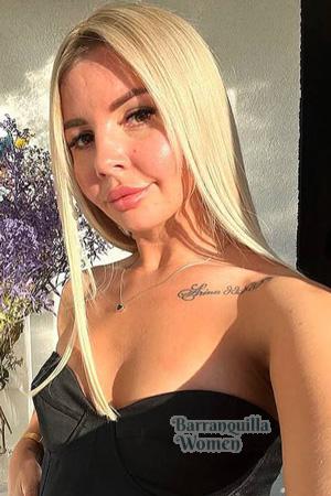 226213 - Viktoriia Age: 32 - Ukraine