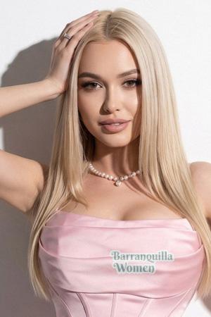 227070 - Sandra Age: 19 - Ukraine