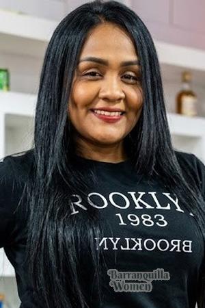 228100 - Gina Age: 37 - Colombia