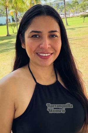 228301 - Melissa Age: 39 - Costa Rica